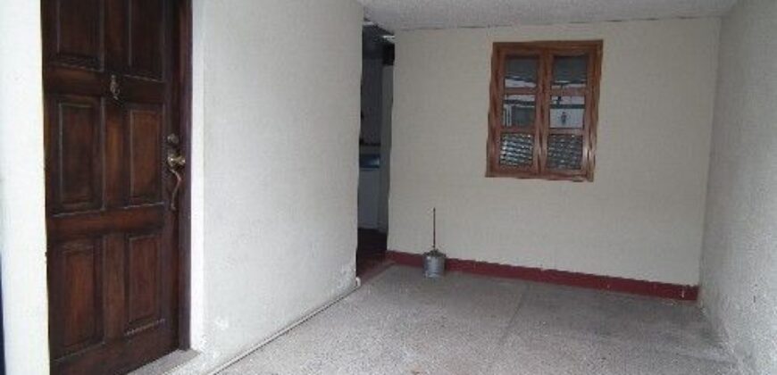 A211 – House in residential  with 3 bedrooms for rent