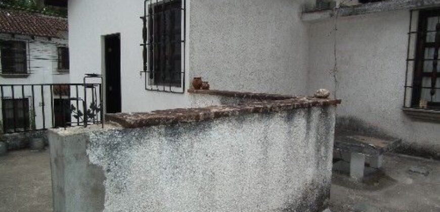 A211 – House in residential  with 3 bedrooms for rent