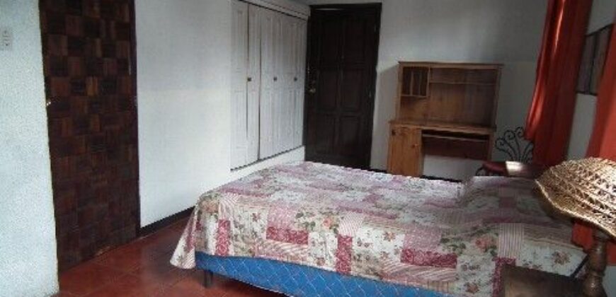 A211 – House in residential  with 3 bedrooms for rent