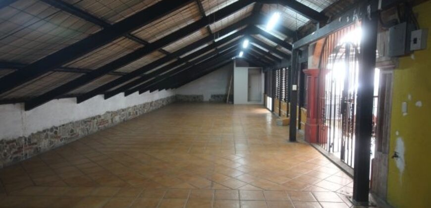 A204 – Reatail space for rent in Central Antigua