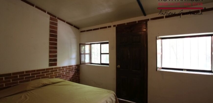 A201 – Casa de 3 habitaciones para rentar en Antigua