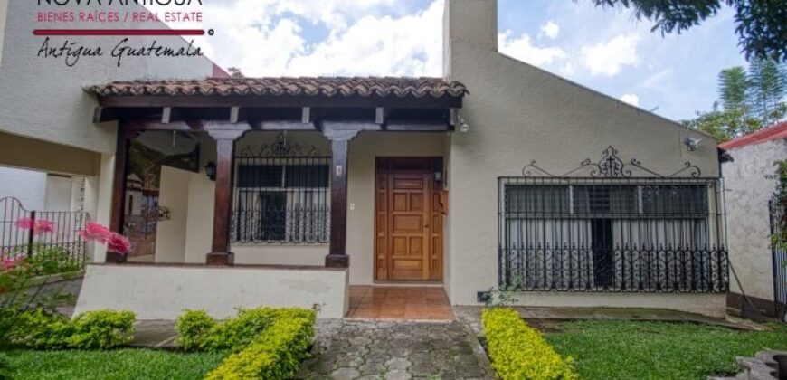 A280 – House for rent at 3 blocks from Central Park