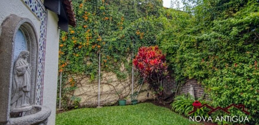 A280 – House for rent at 3 blocks from Central Park