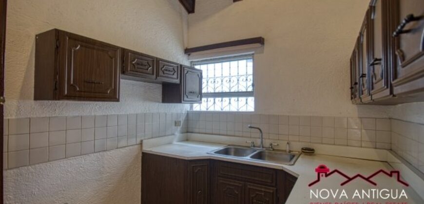 A280 – House for rent at 3 blocks from Central Park