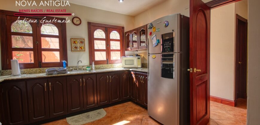 I68 – Beautiful property in residential sector