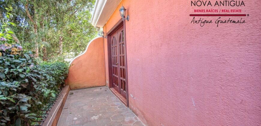 I68 – Beautiful property in residential sector