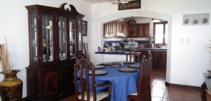 D42 – 2 storey house on a double lot in a gated community