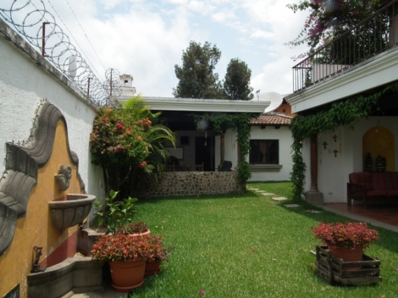 D42 – 2 storey house on a double lot in a gated community
