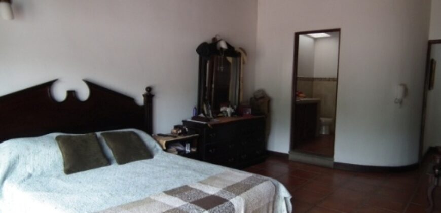 D42 – 2 storey house on a double lot in a gated community