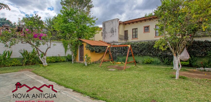 D30 – House 3 bedrooms unfurnished