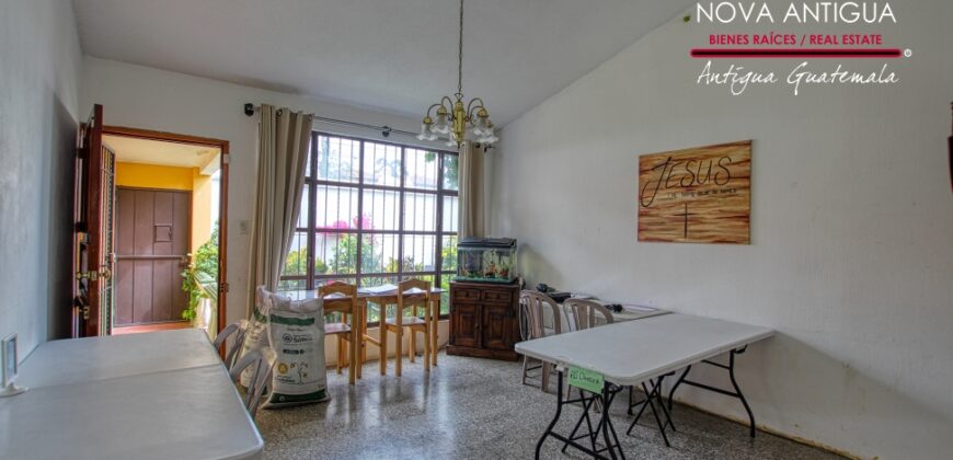 D30 – House 3 bedrooms unfurnished