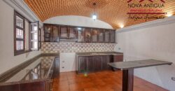 F100 – Beautiful house in Jocotenango