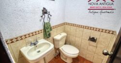 F100 – Beautiful house in Jocotenango