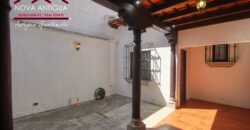 F100 – Beautiful house in Jocotenango