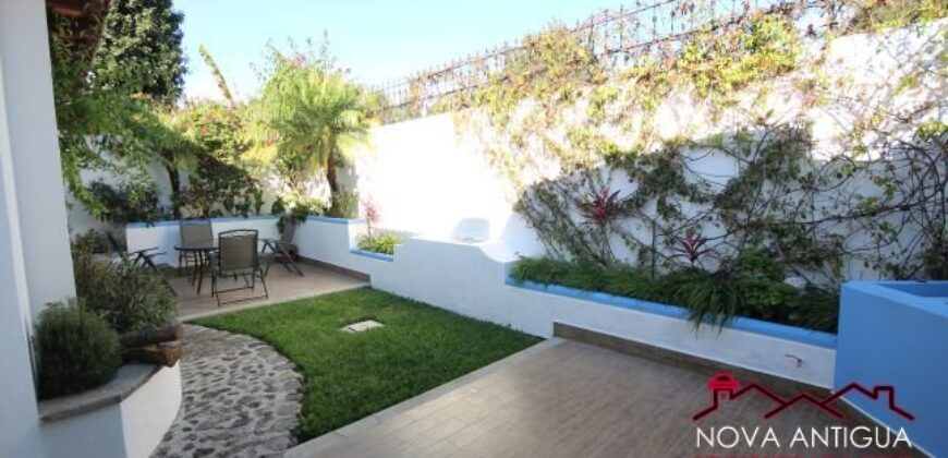 A270 – House in a gated community 3 bedrooms for rent