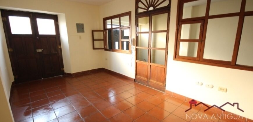 A3403 – 3 bedroom house unfurnished