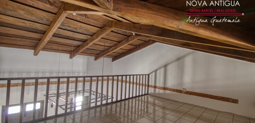 A906 – Incredible commercial space for rent