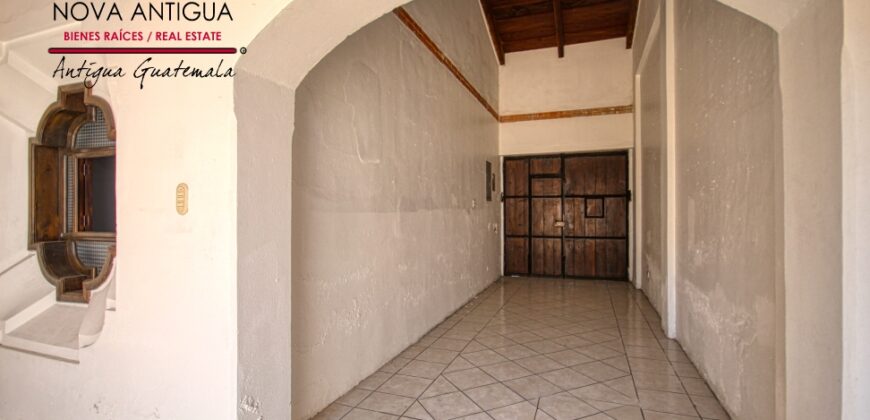 A906 – Incredible commercial space for rent