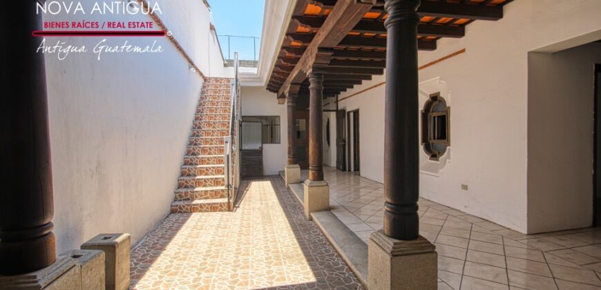 A906 – Incredible commercial space for rent