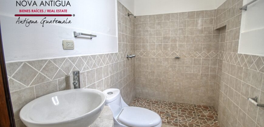 A906 – Incredible commercial space for rent