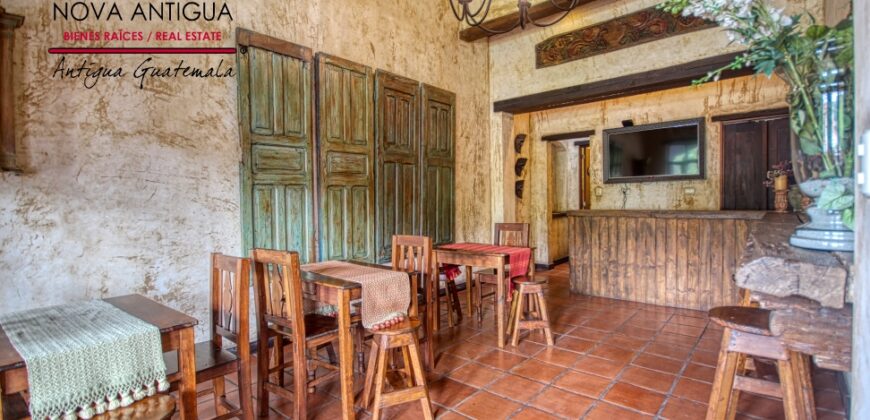 A4151 – Casa amueblada en Condominio Exclusivo en Antigua Guatemala