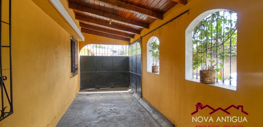 A4152 – Cozy house unfurniture