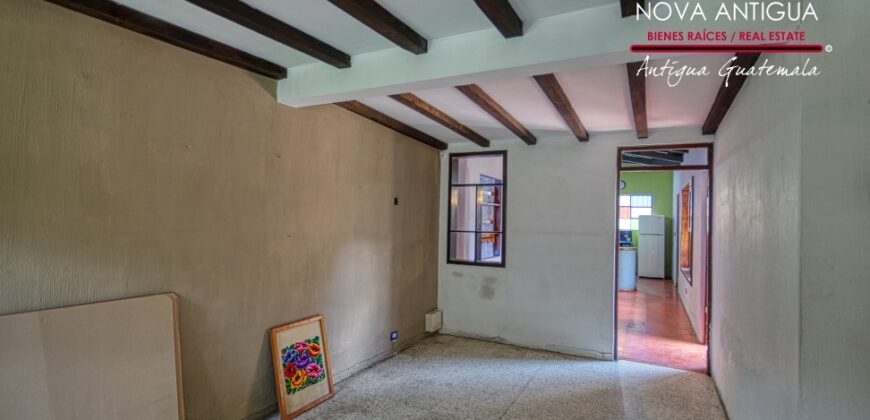 A4152 – Cozy house unfurniture