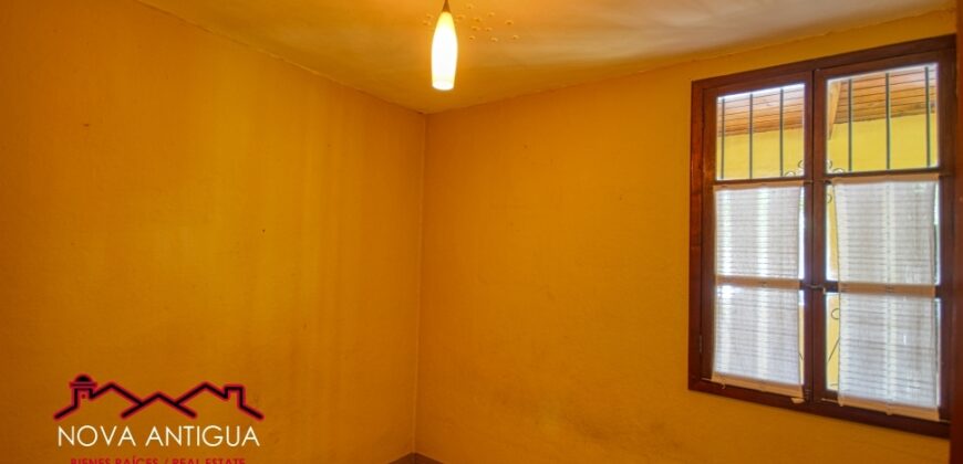 A4152 – Cozy house unfurniture