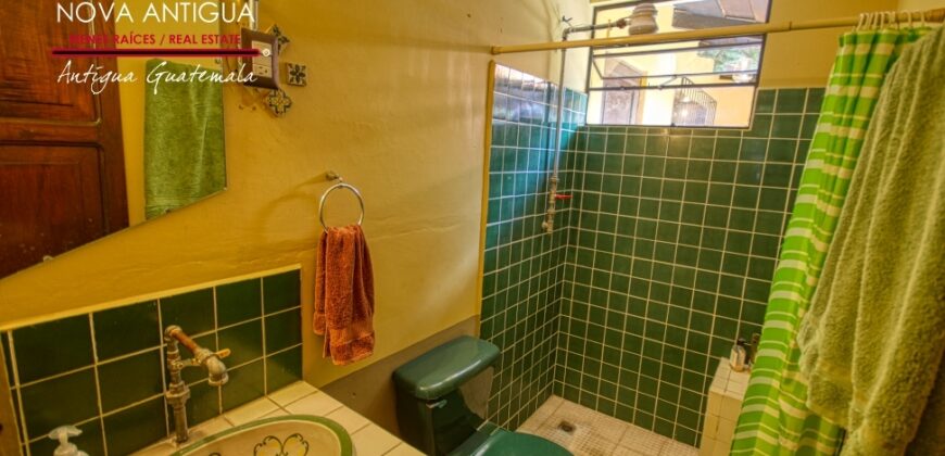 A4152 – Cozy house unfurniture