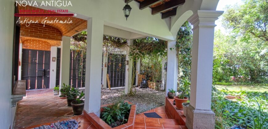 E243 – Beautiful property within a semi-private sector