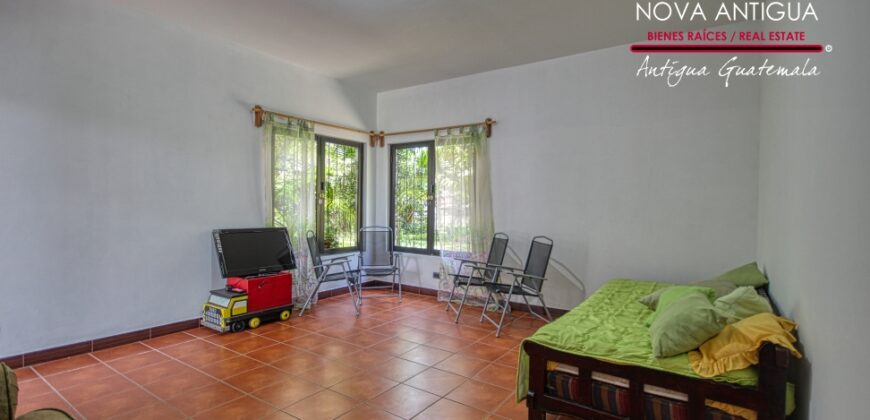 E243 – Beautiful property within a semi-private sector