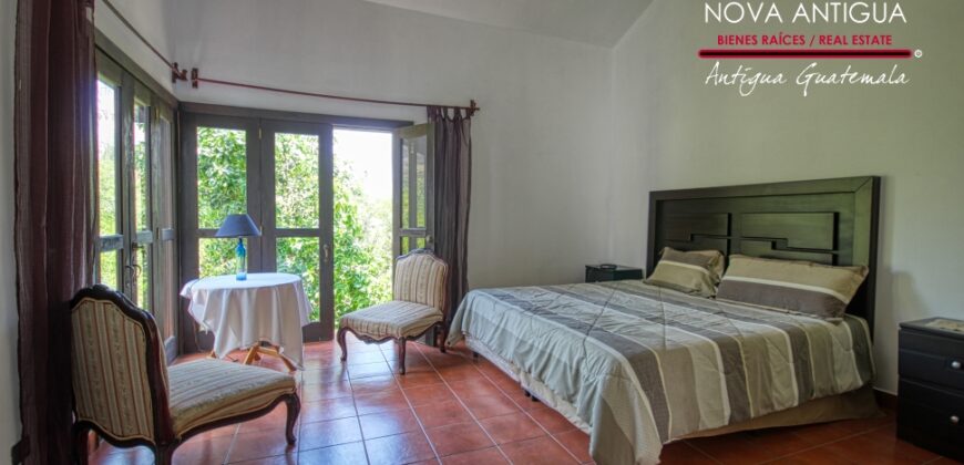 E243 – Beautiful property within a semi-private sector