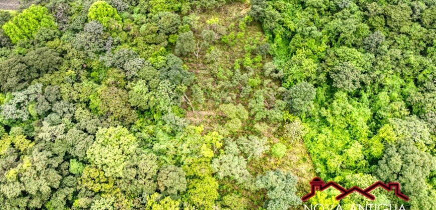 R356 – Building lot in gated coummunity La Reunion Country Club