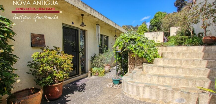 SLM10 – Beautiful house with spectacular views