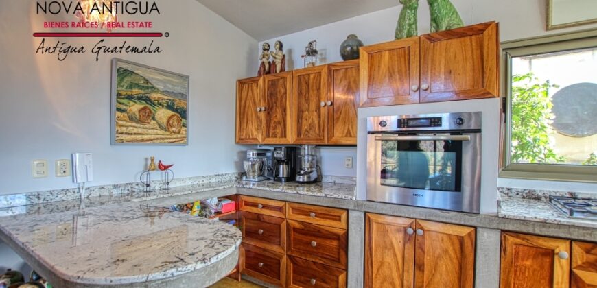 SLM10 – Beautiful house with spectacular views