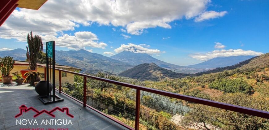 SLM10 – Beautiful house with spectacular views