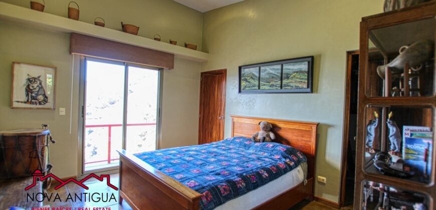 SLM10 – Beautiful house with spectacular views