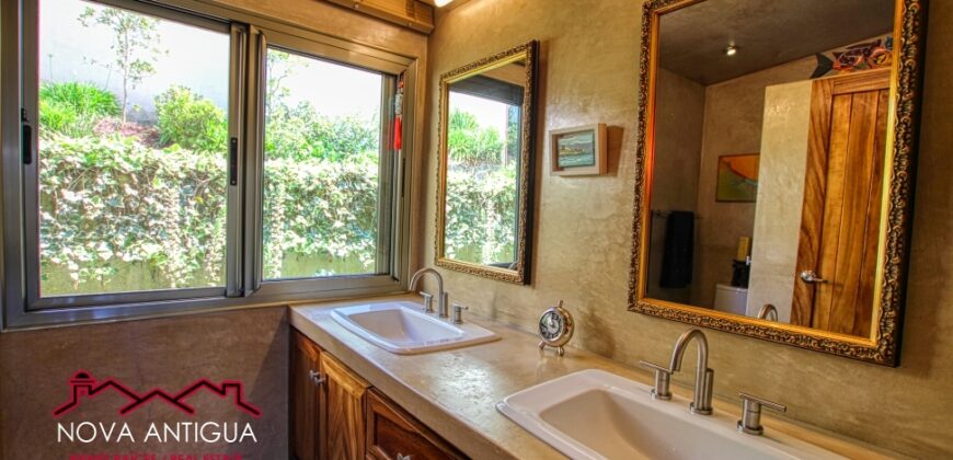 SLM10 – Beautiful house with spectacular views