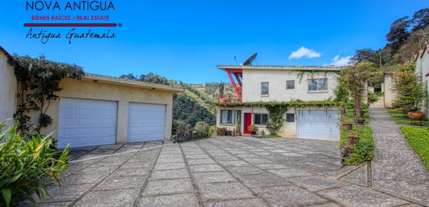 SLM10 – Beautiful house with spectacular views