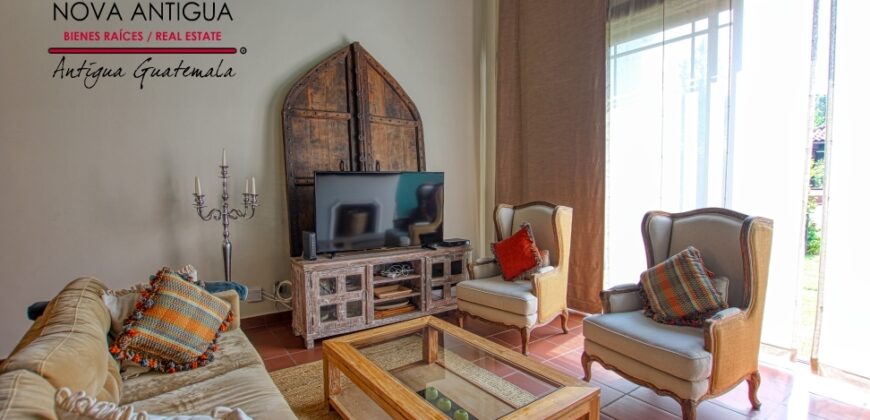 C4006 – Beautiful loft in private residential