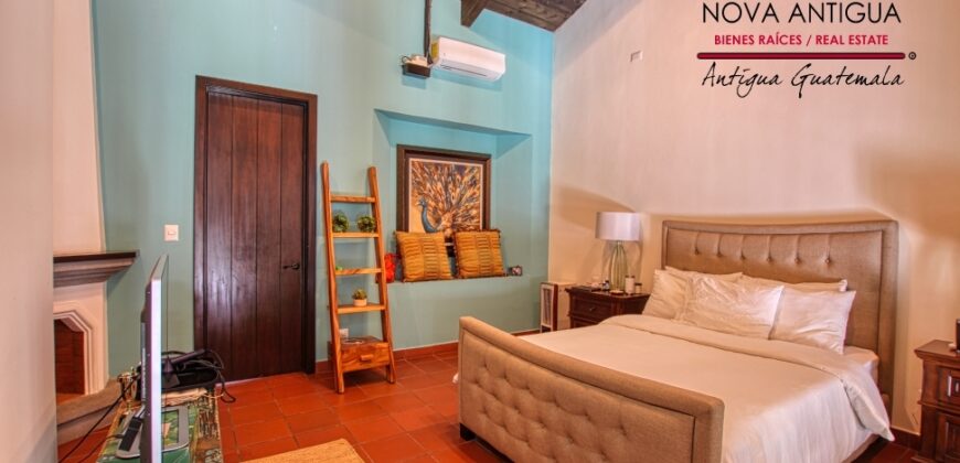 C4006 – Beautiful loft in private residential