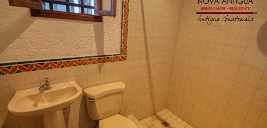 A4150 -Beautiful property for rent a few blocks from downtown