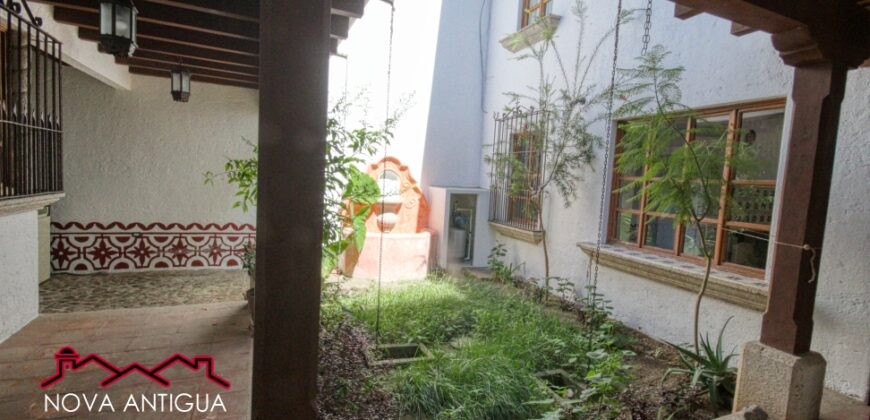 A4150 – Hermosa propiedad en renta a pocas cuadras del centro