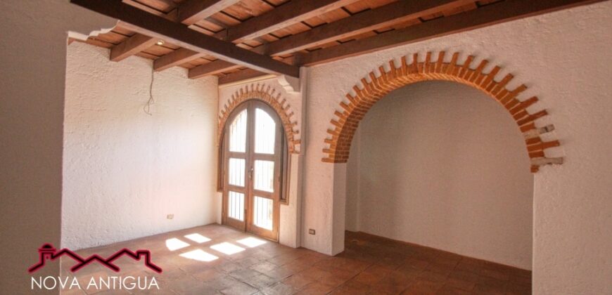 A4150 -Beautiful property for rent a few blocks from downtown