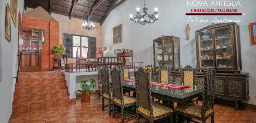 A4164 – Nice furnished house in condominium