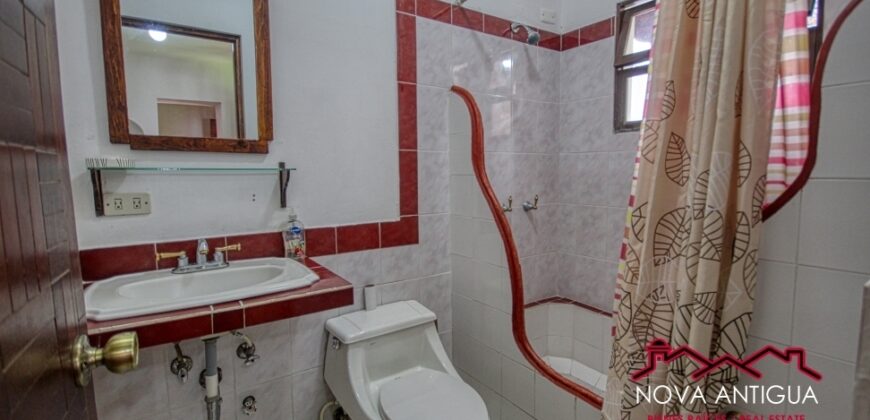 A4164 – Nice furnished house in condominium