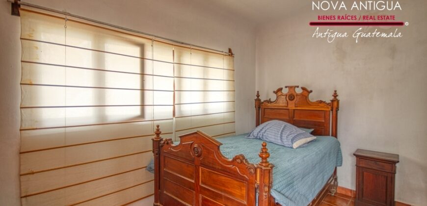 A4164 – Nice furnished house in condominium