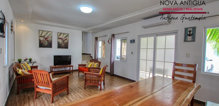 CS021 – Beach house in gated community in Iztapa