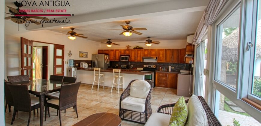 CS022 – Beautiful beach house in Iztapa