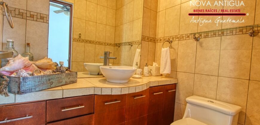 CS022 – Beautiful beach house in Iztapa